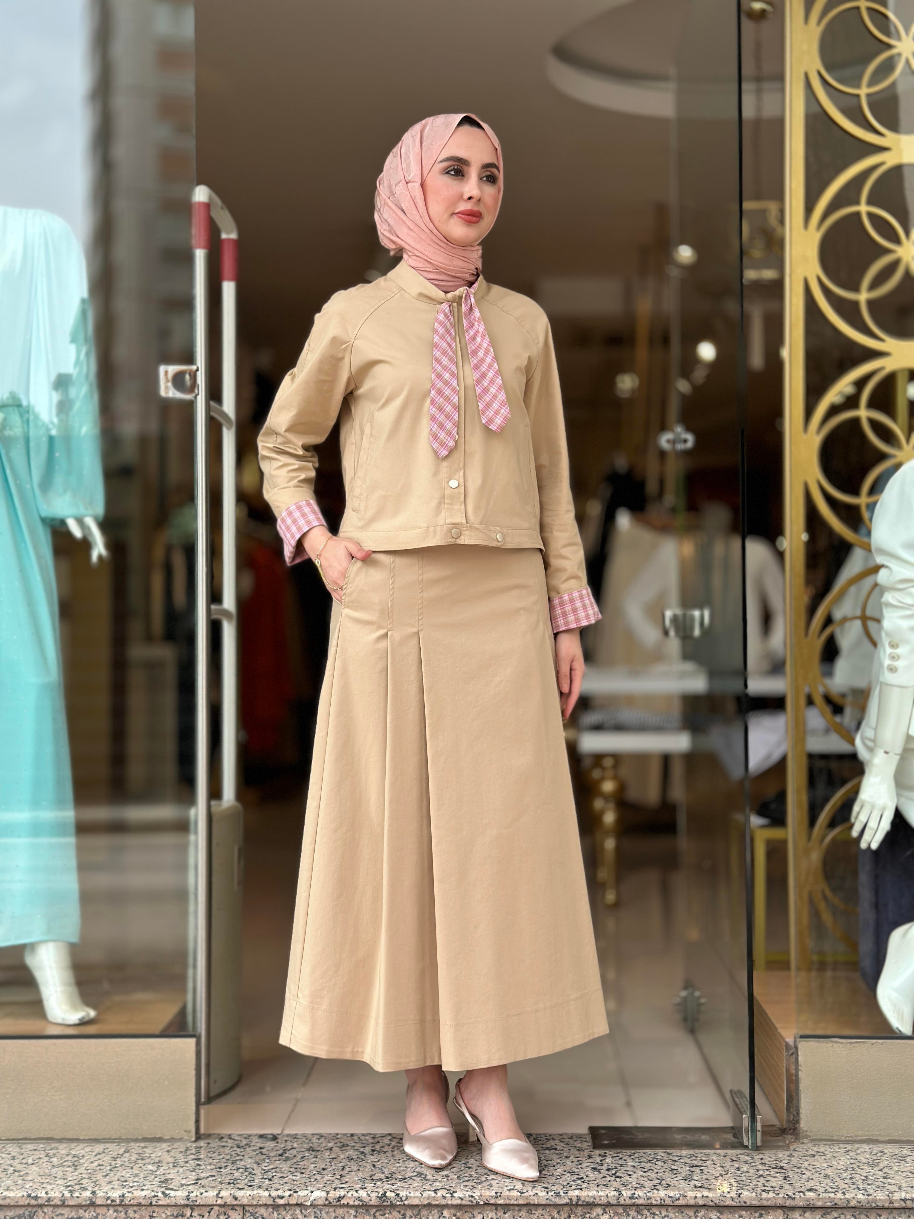 Kravat Yaka Etekli Takım - Camel 