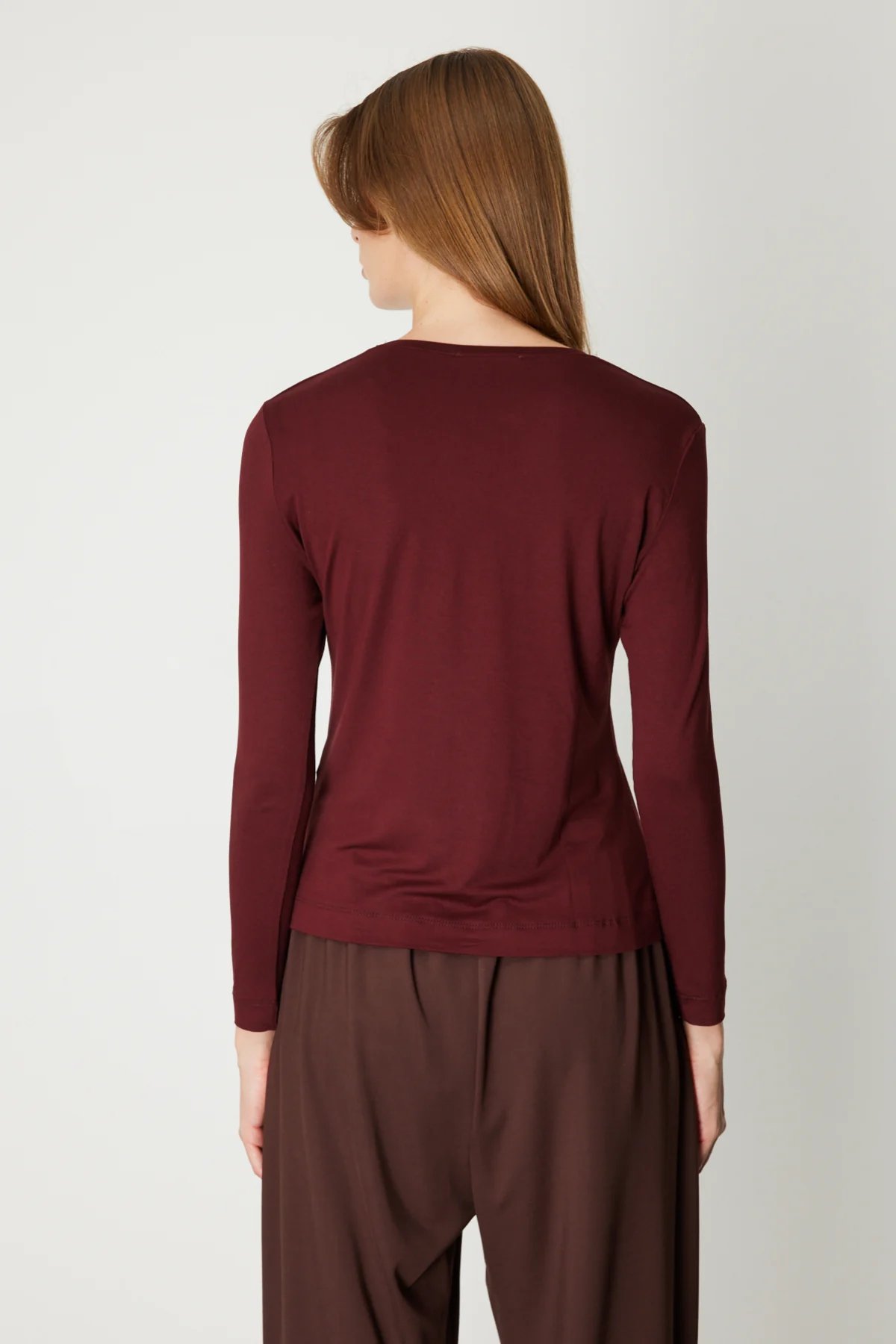 Metal Aksesuarlı Sıfır Yaka Basic Bluz - Bordo