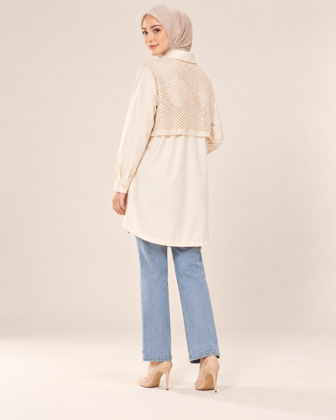 Payet Detaylı Şık Tunik - Bej
