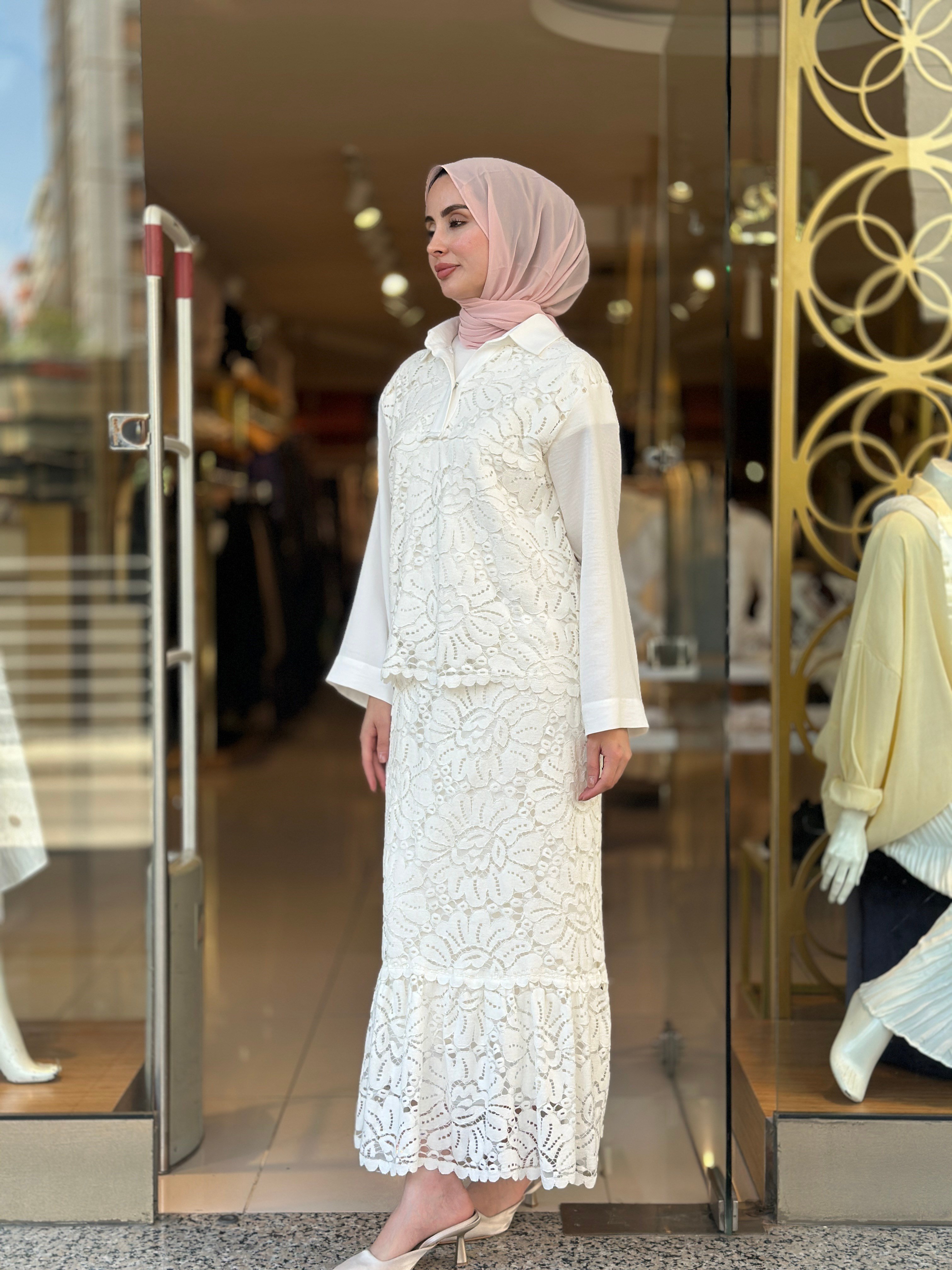 Poplin Brodeli Etekli Takım - Ekru 