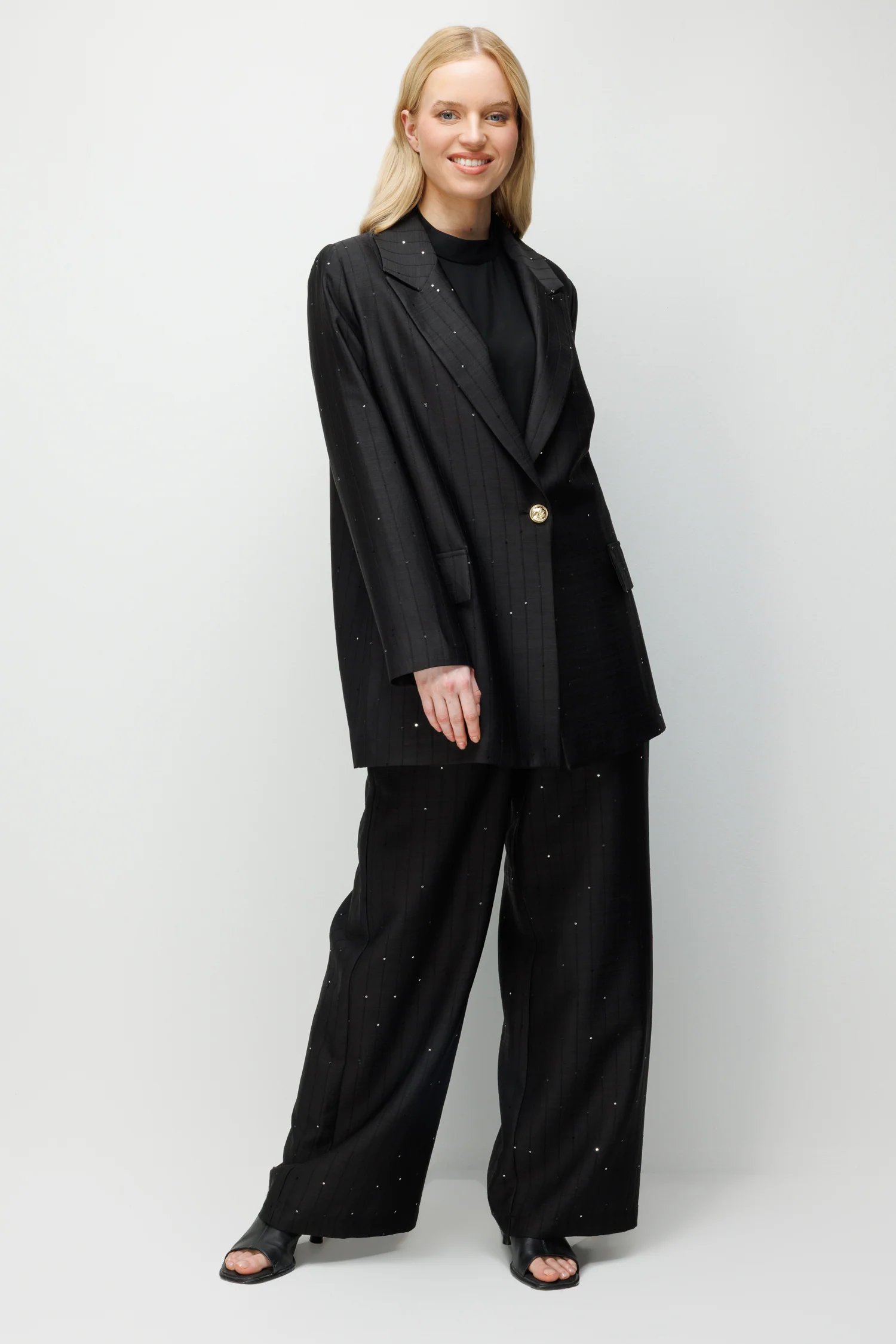 Pullu Ceketli Takım - Siyah