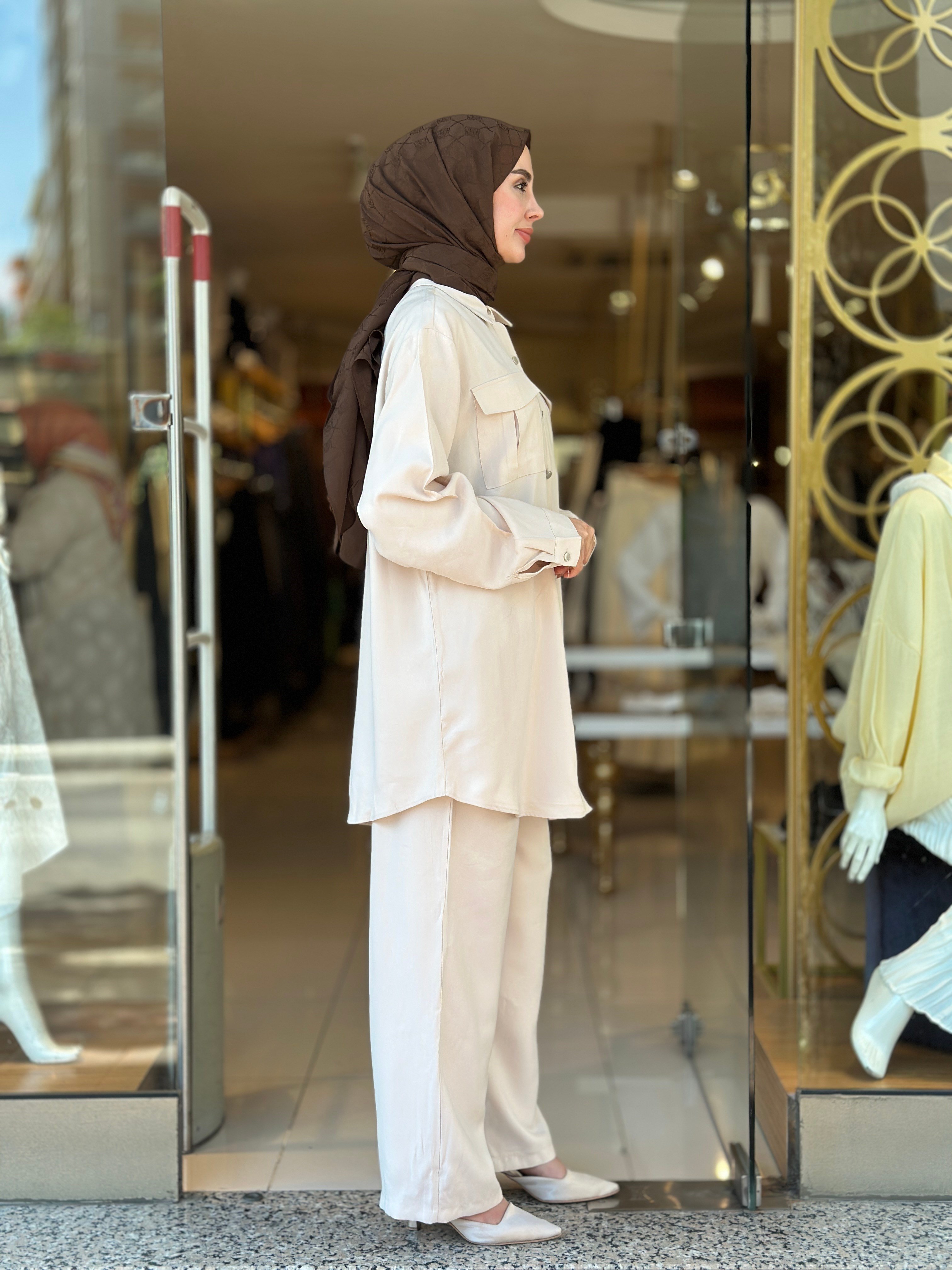 Spor Pantolonlu Takım - Bej