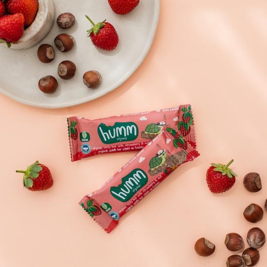 Organik Vegan Çilekli ve Fındıklı Yulaf Bar - 12 adet