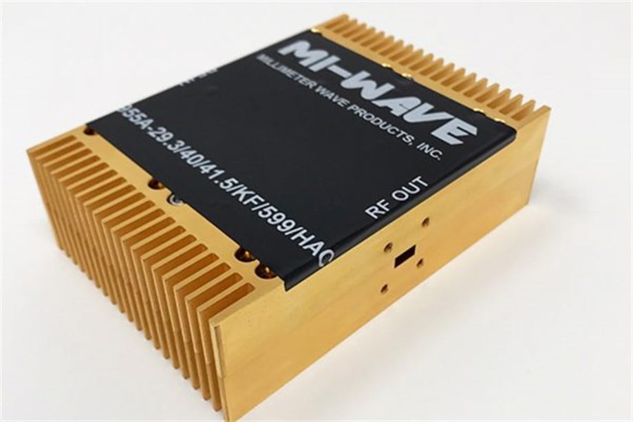 Mı-Wave 29.3 GHz ± 0.3 GHz Power Amplifier 29,3 GHz ± 0,3 GHz Güç Yükselticisi