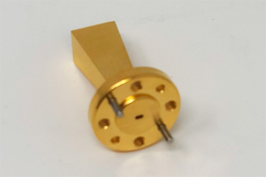 Mı-Wave WR-6 Standard Gain Horn Antennas | 15 dBi Gain WR-6 Standart Kazançlı Boynuz Antenler | 15 dBi Kazanç