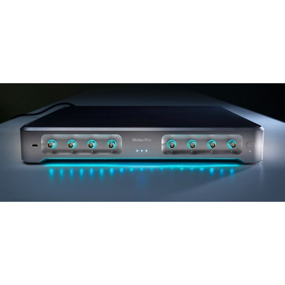 Moku:Pro Base Bundle Silver, Liquid Instruments  Moku: Profesyonel Taban Paketi Gümüş