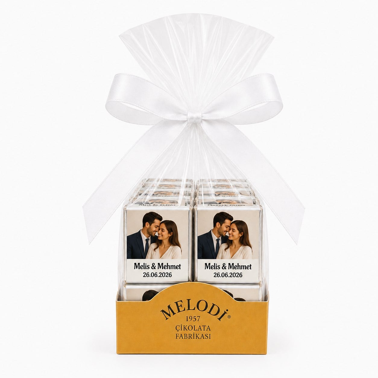 Kişiye Özel Söz-Nişan Fotoğraflı Fıstıklı Çikolata - 500g