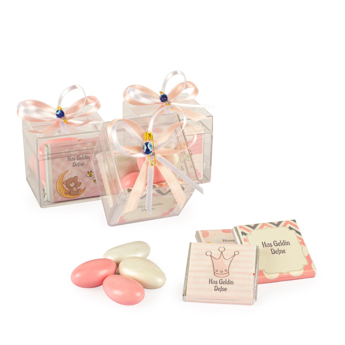 Nazar Boncuklu Küp-İsme Özel Kız Bebek Çikolatası