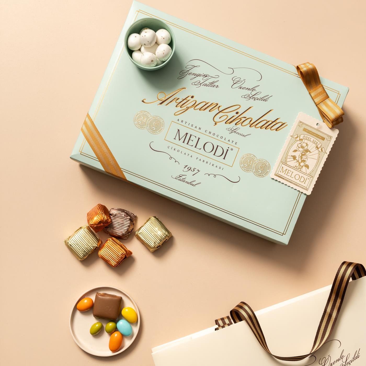 Özel Seri Hediye Çikolata Mint 950g