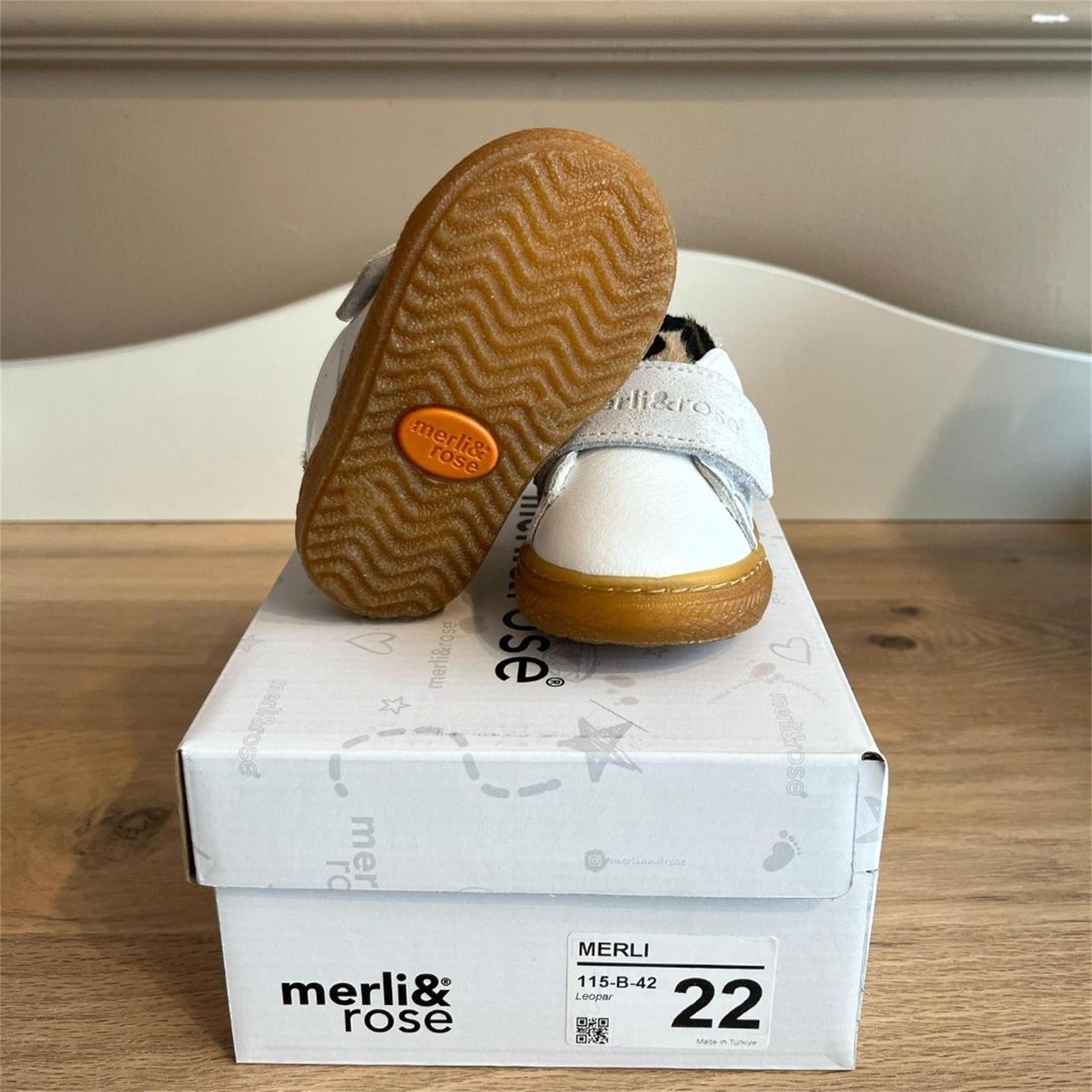 Merli&Rose Kız Bebek Leopar Desenli Spor Ayakkabı Beyaz/Leopar 115-B-42