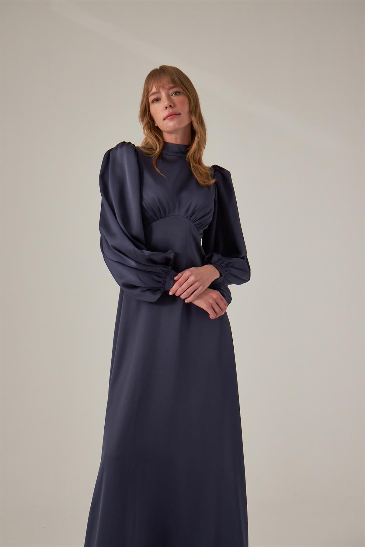 Night Blue Maria