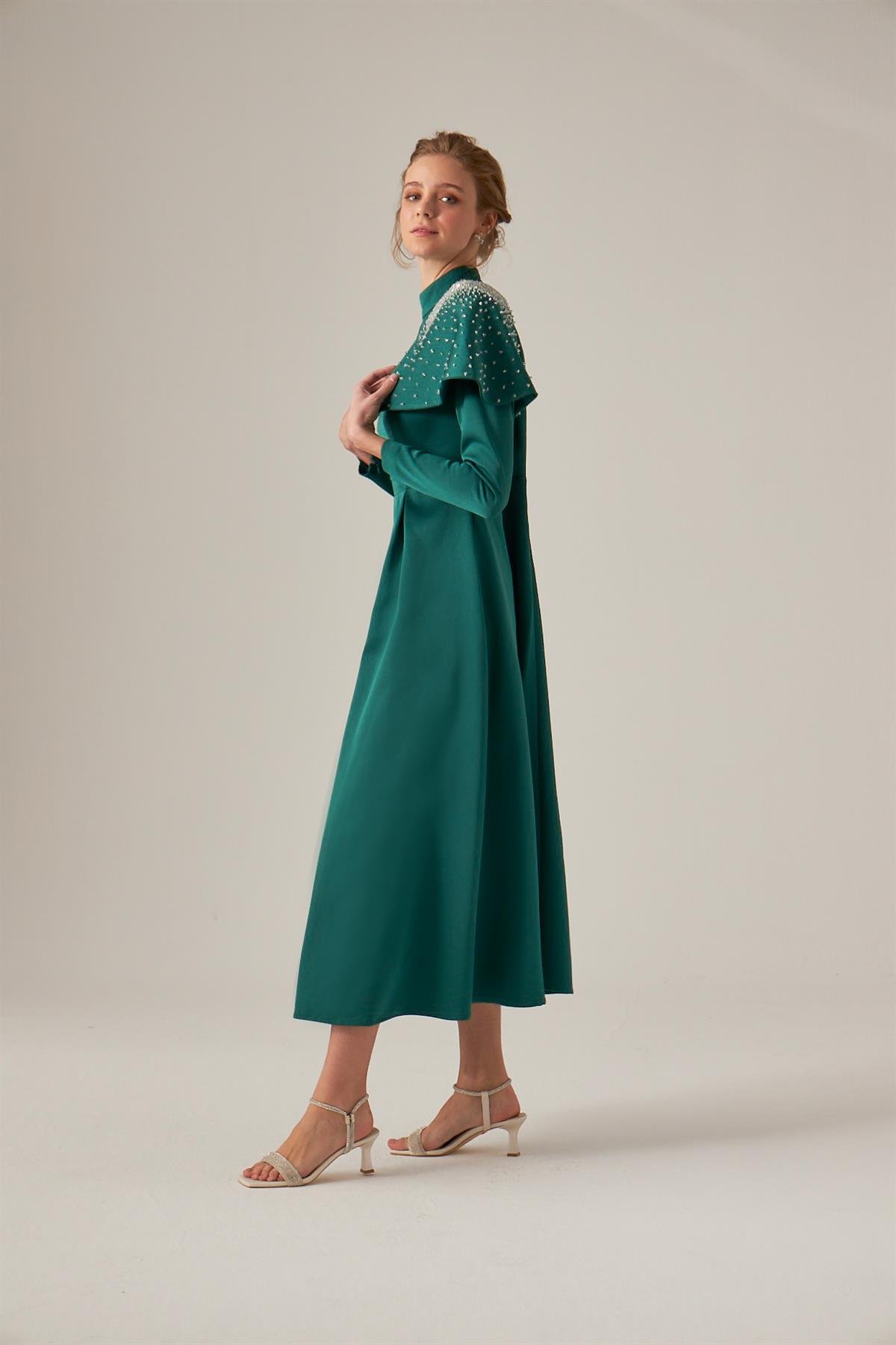 Emerald Green Mirella