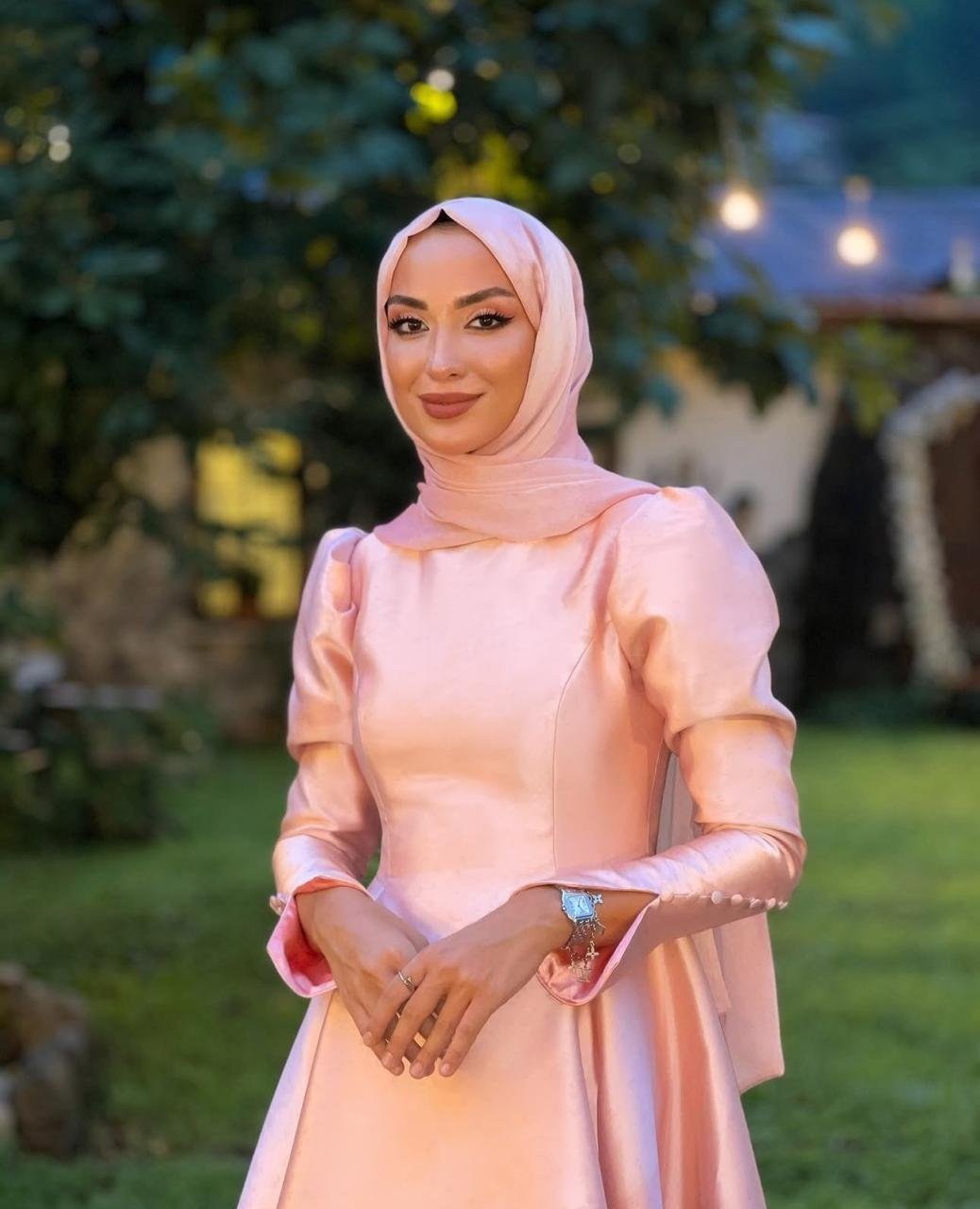 Sena Sever Özel Tasarım Elbise