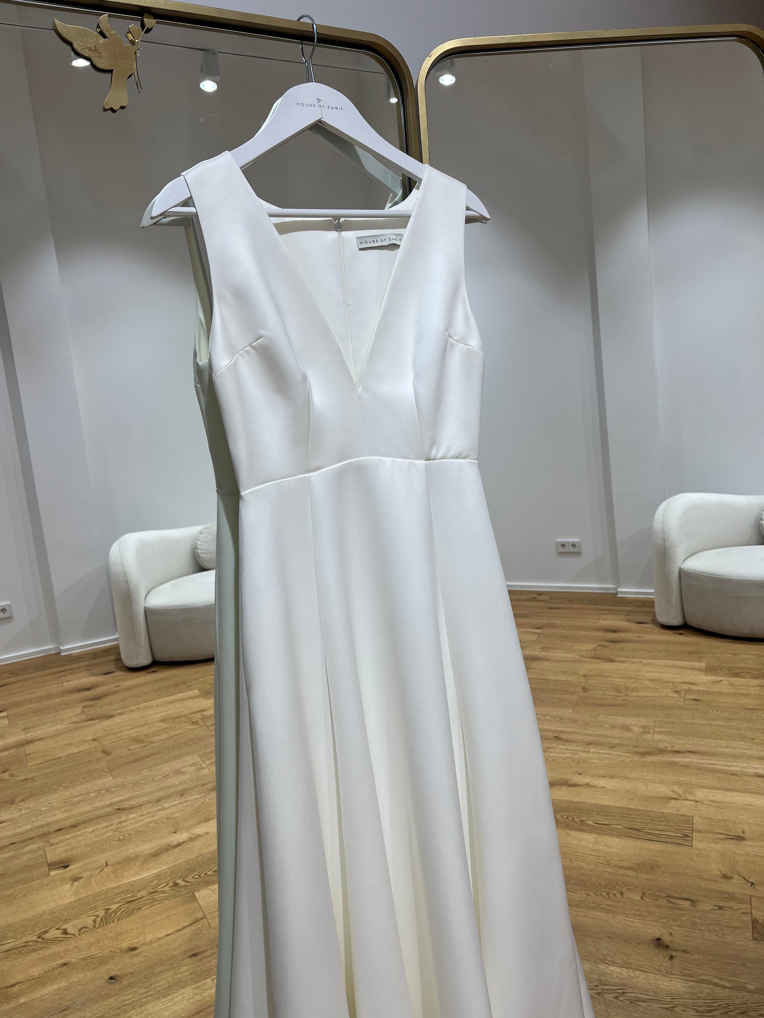 v yaka Emilia-Düsseldorf