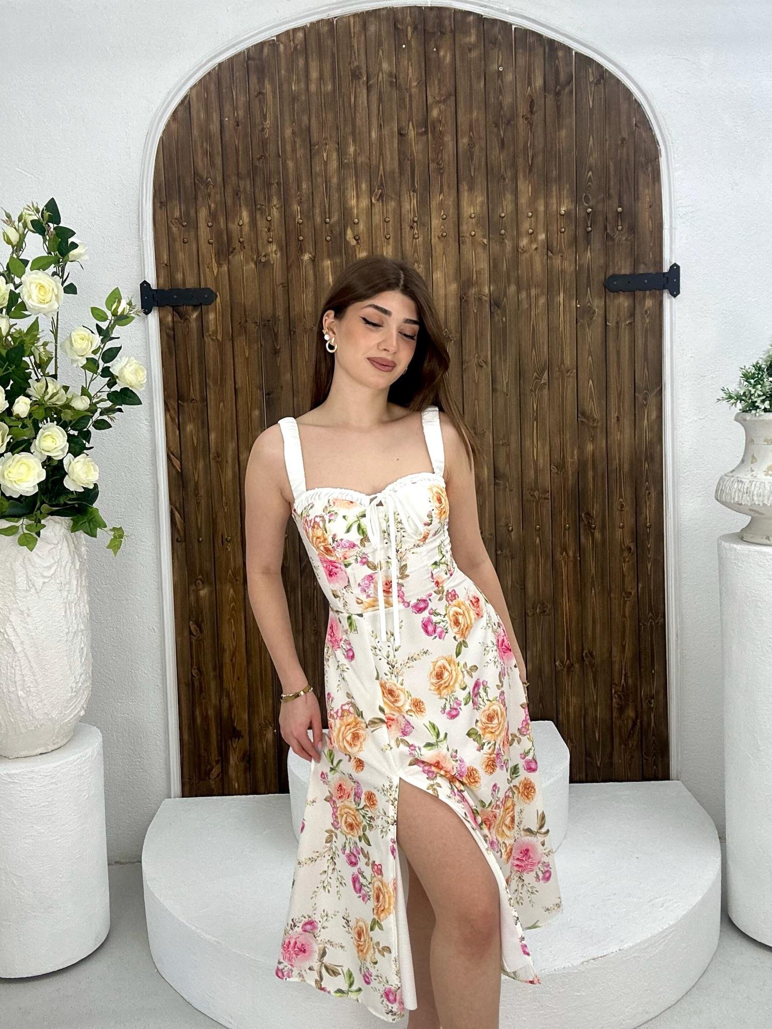  İthal Crep Kumaş Kalp Yaka Midi Boy Çiçek Desen Elbise Beyaz