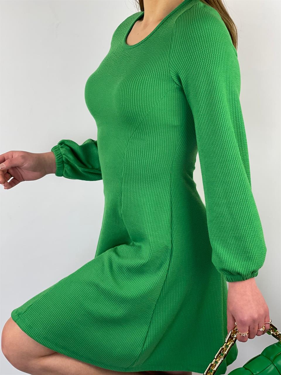 akarlı Kumaş Yuvarlak Yaka Kloş Elbise Kemer Hariçtir