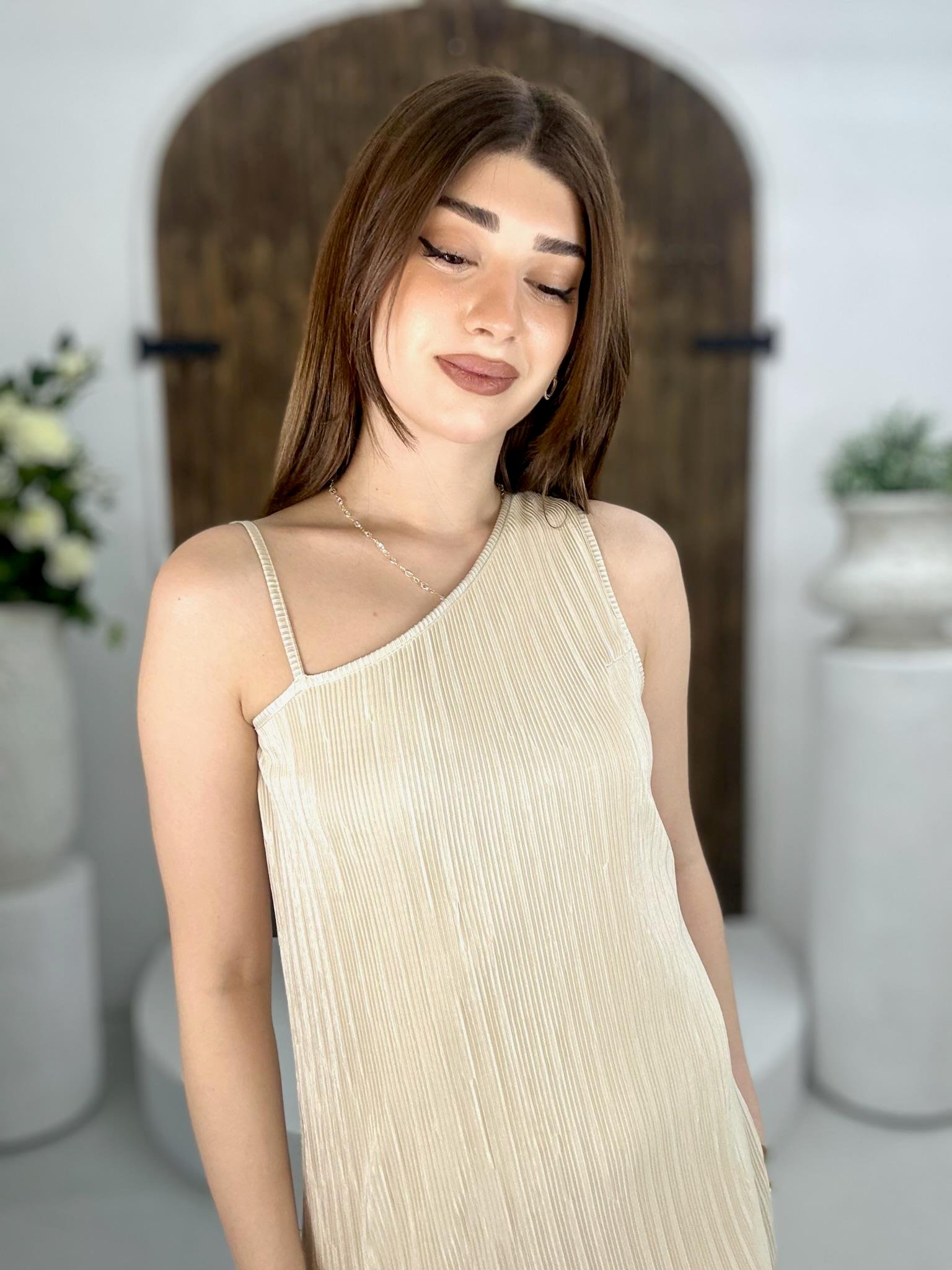 Akordiyon Kumaş Tek Omuz Askılı Elbise Krem