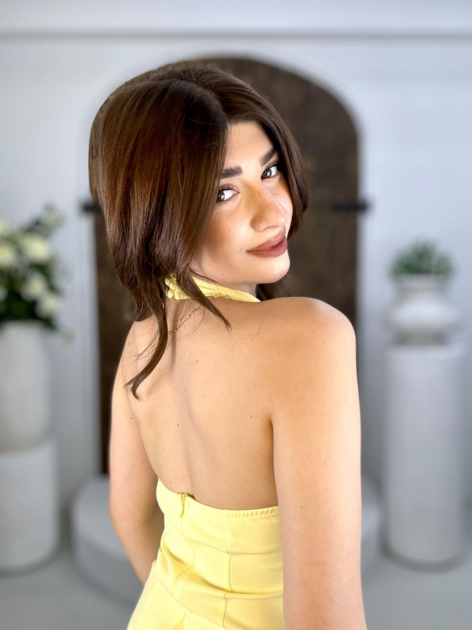 Atlas Kumaş Boyundan Düğmeli Uzun Kalem Elbise Sarı 