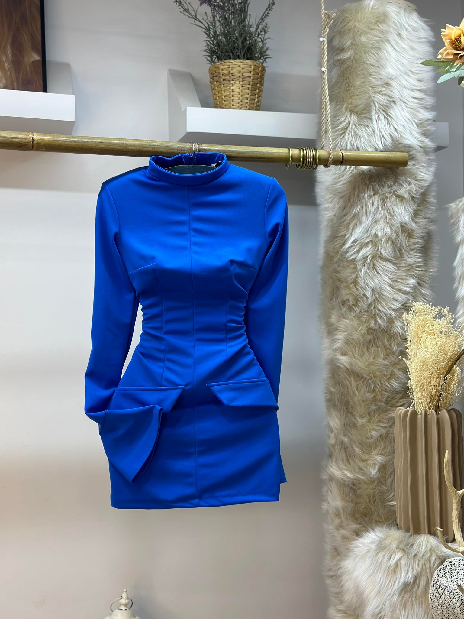 Atlas Kumaş Dik Yaka Kol İspanyol Detay Mavi Elbise 