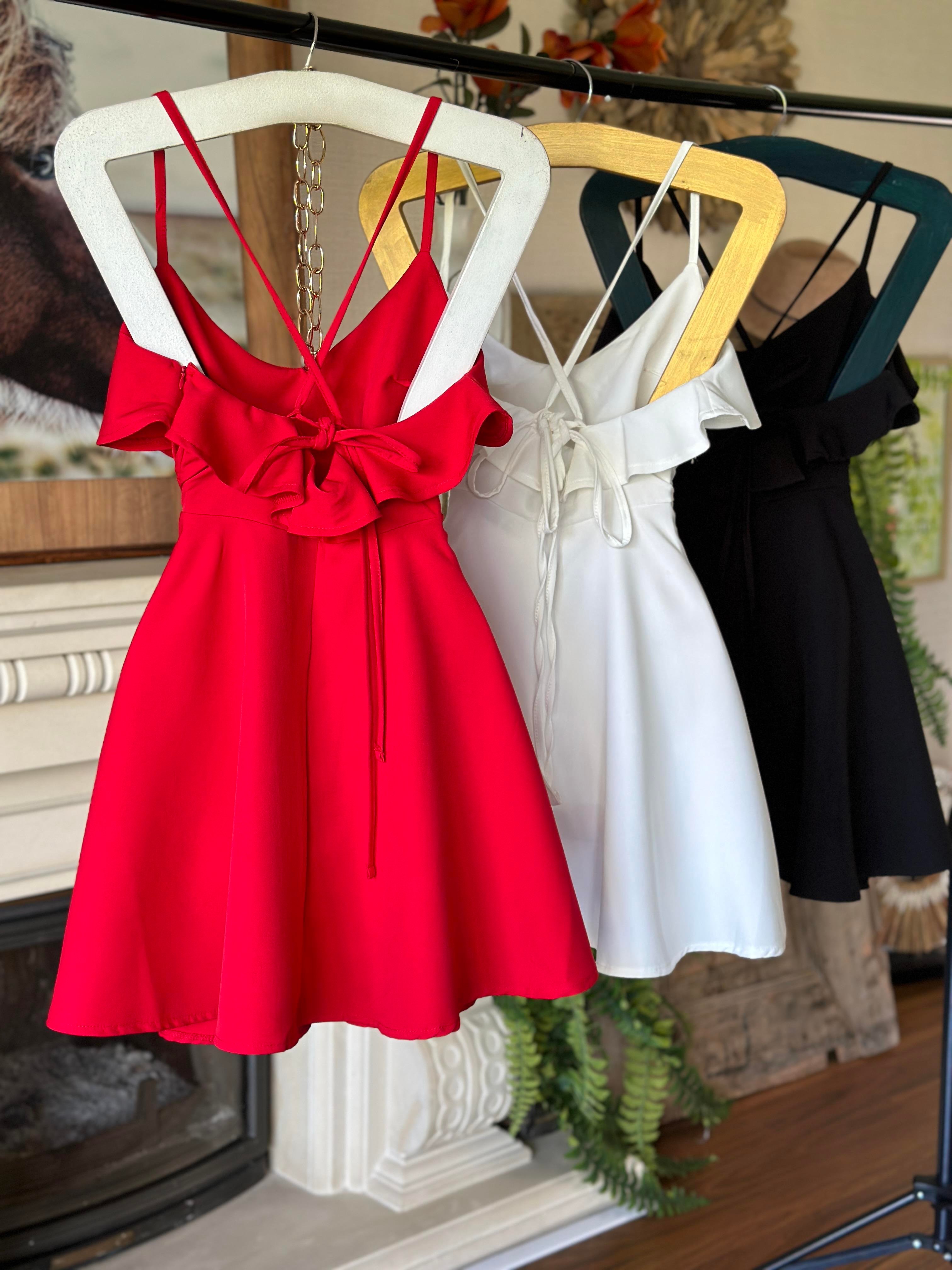 Atlas Kumaş Yaka Volanlı Sırt Detay Kloş Elbise