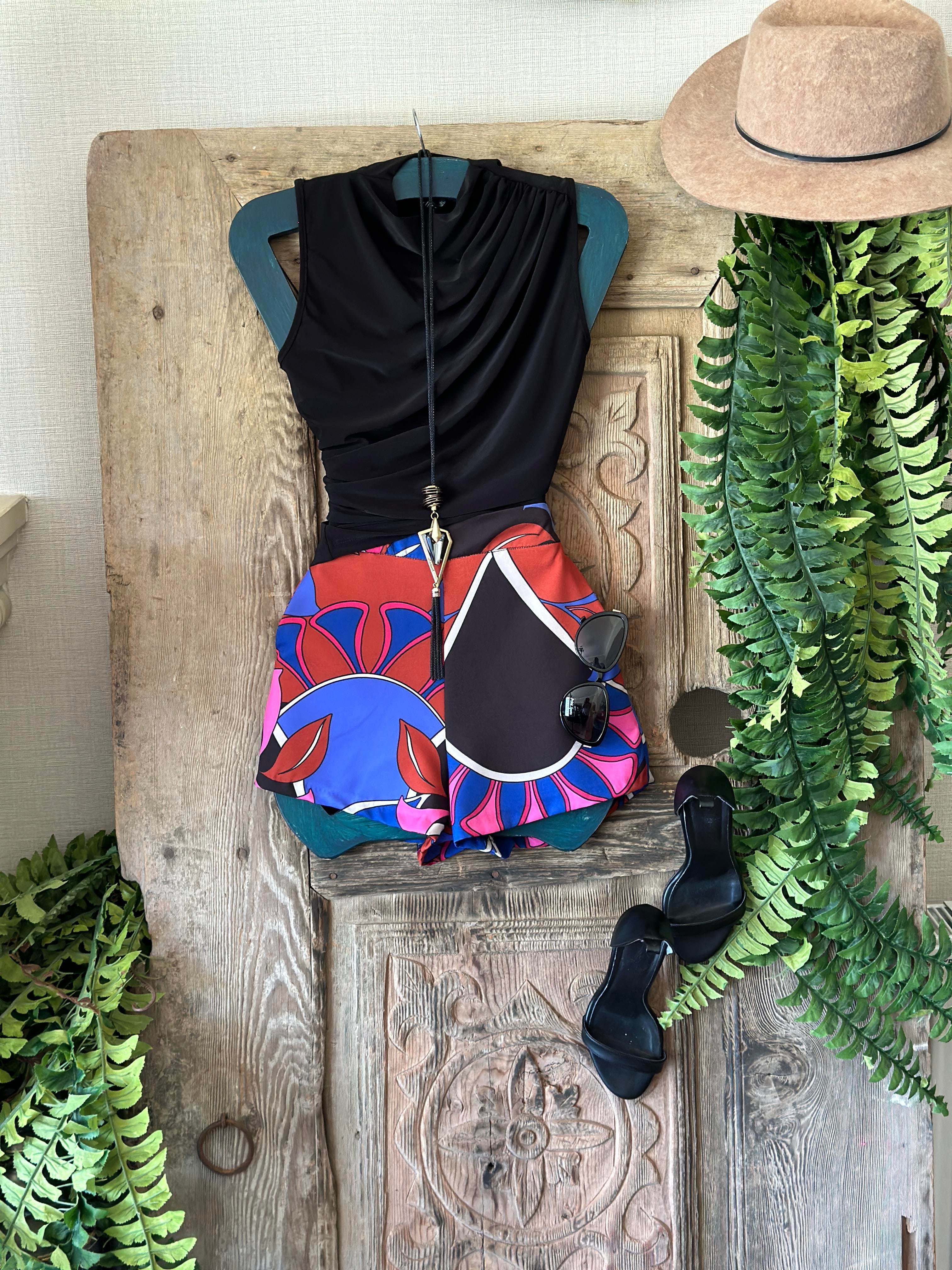 Atlas Kumaş Yüksek Bel Desenli Tasarım Şort 