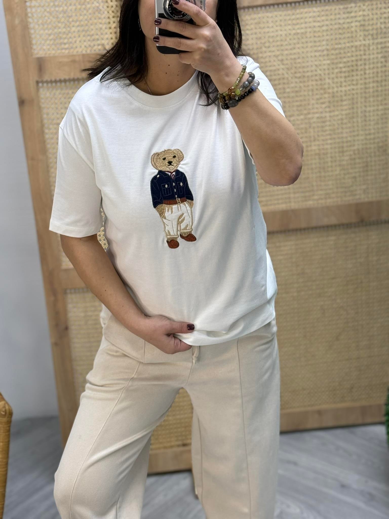 Bear Desenli Nakış Detaylı Rahat Kalıp Premium Tshirt Beyaz