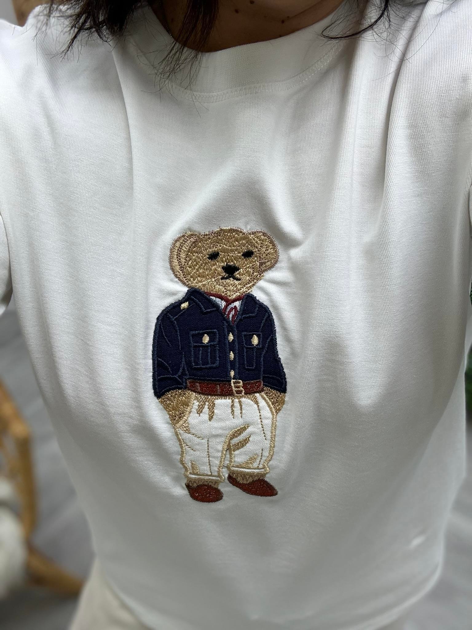 Bear Desenli Nakış Detaylı Rahat Kalıp Premium Tshirt Beyaz