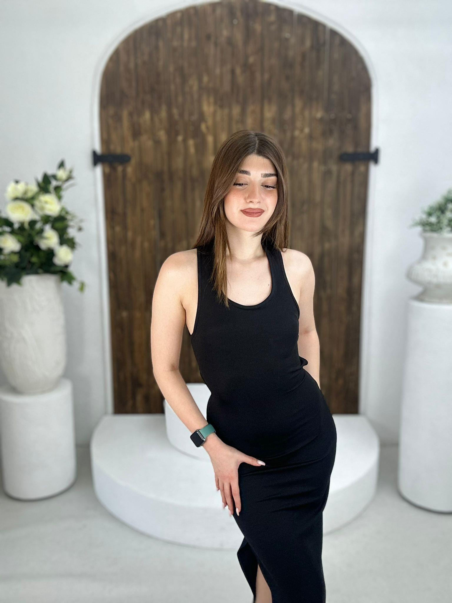 Burgu Kumaş Sırt Dekolte ve Yırtmaç Detaylı Kalem Elbise