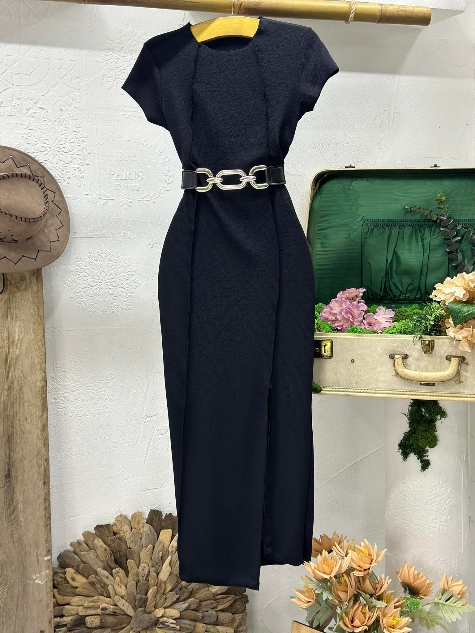 Burgu Kumaş Ters Dikiş Detaylı Uzun Elbise