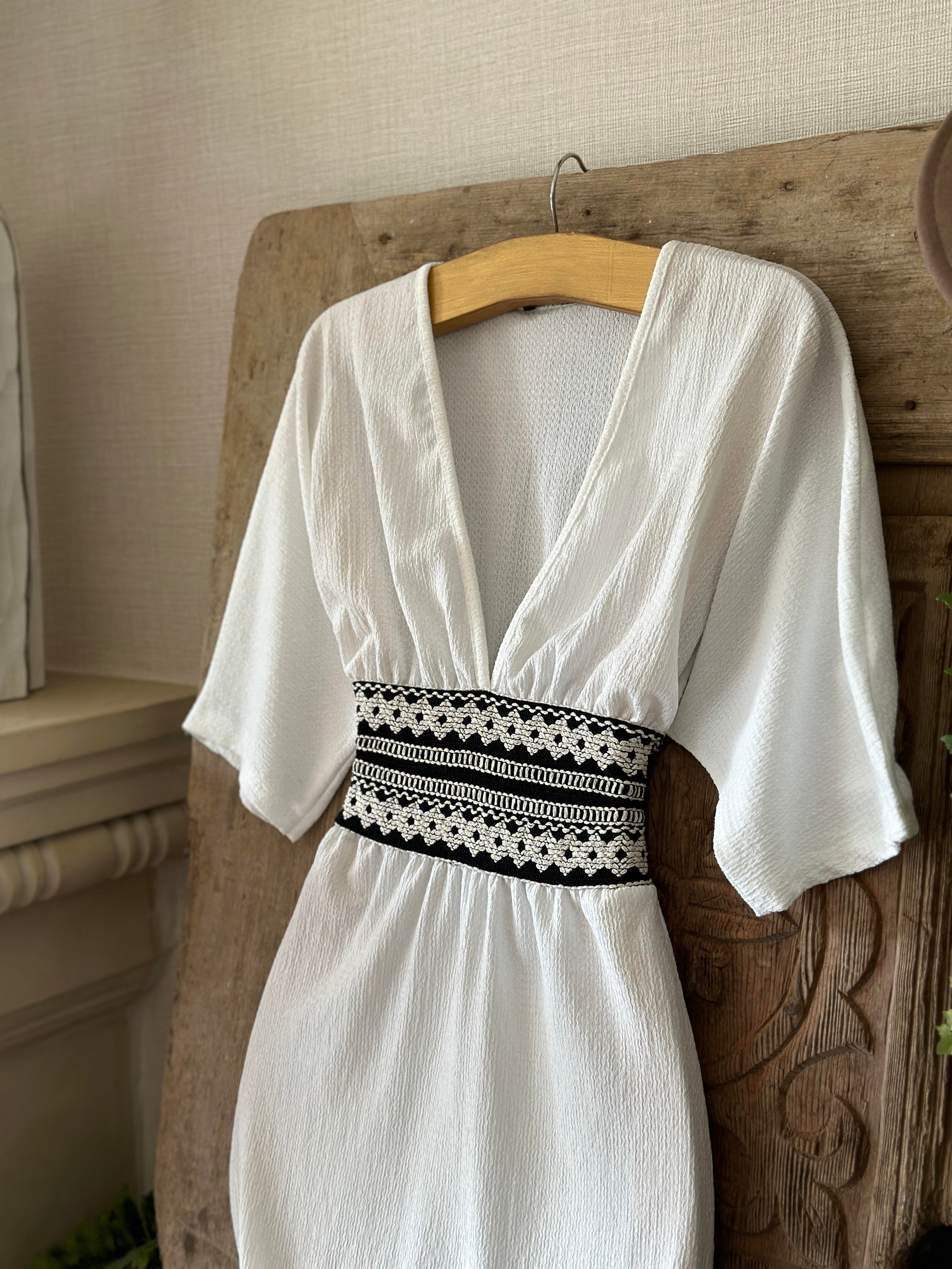 Bürümcük Kumaş Bel Örme Detaylı Rahat Midi Elbise