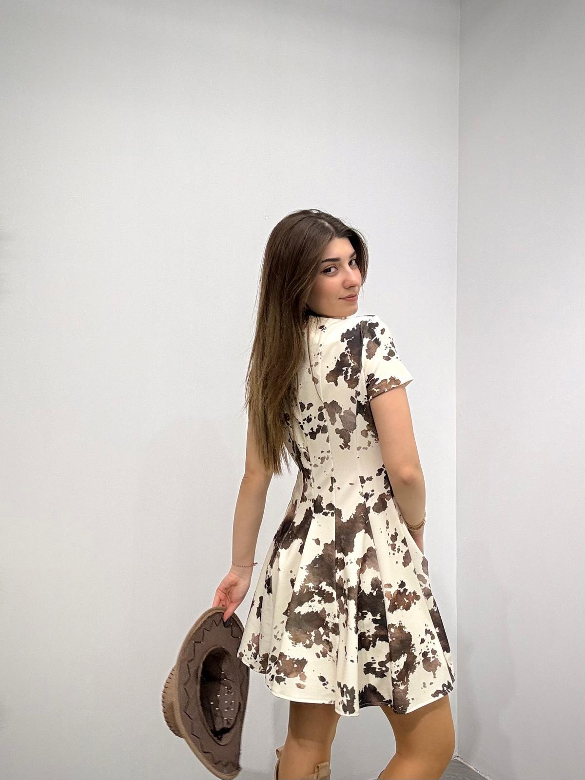 Crep Dokuma Kumaş Alaca Desen Tasarım Kloş Elbise