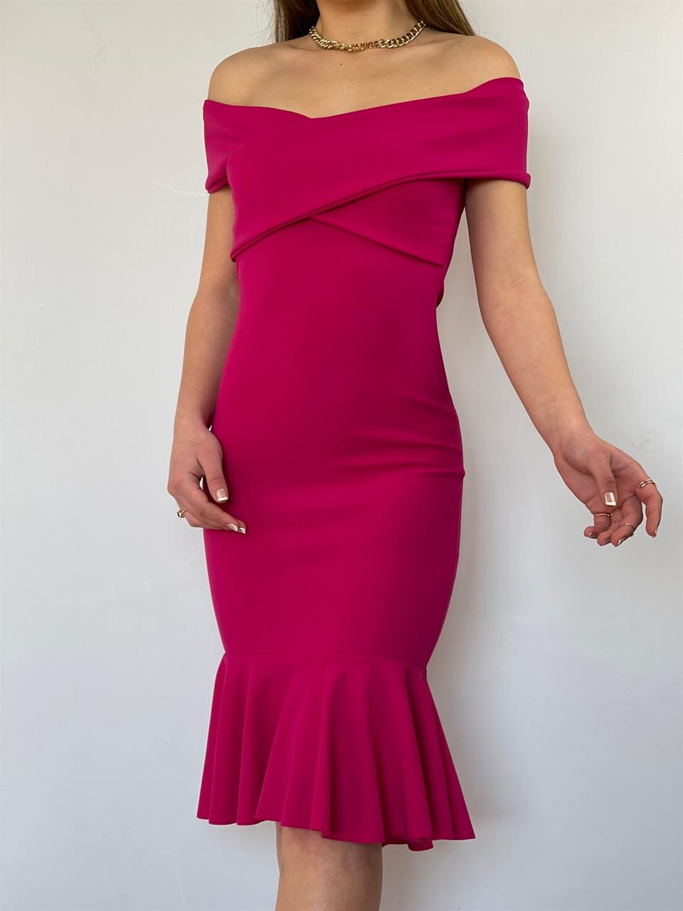 Crep Dokuma Kumaş Çapraz Yaka Full Likralı Eteği Volanlı Elbise