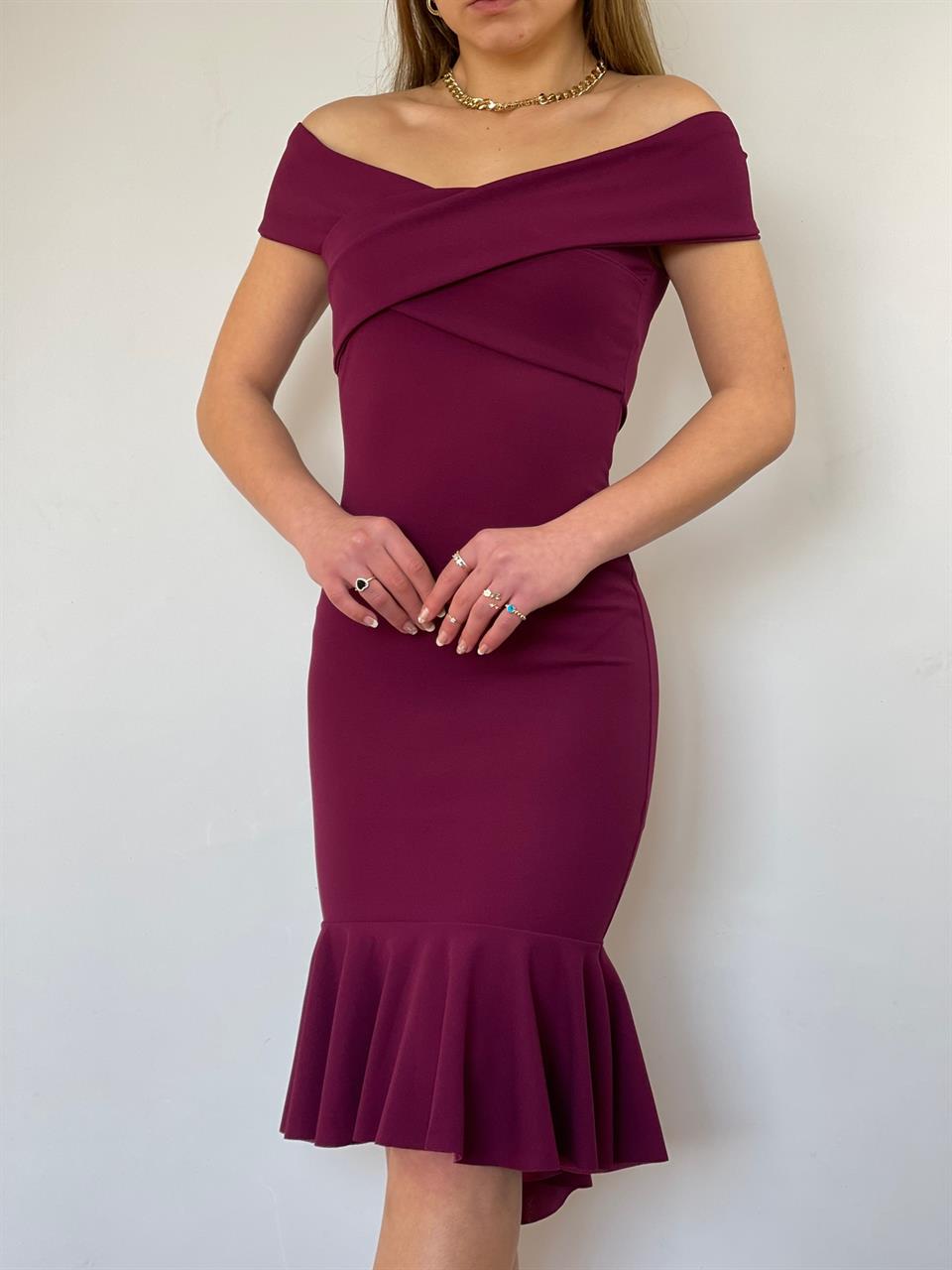 Crep Dokuma Kumaş Çapraz Yaka Full Likralı Eteği Volanlı Elbise