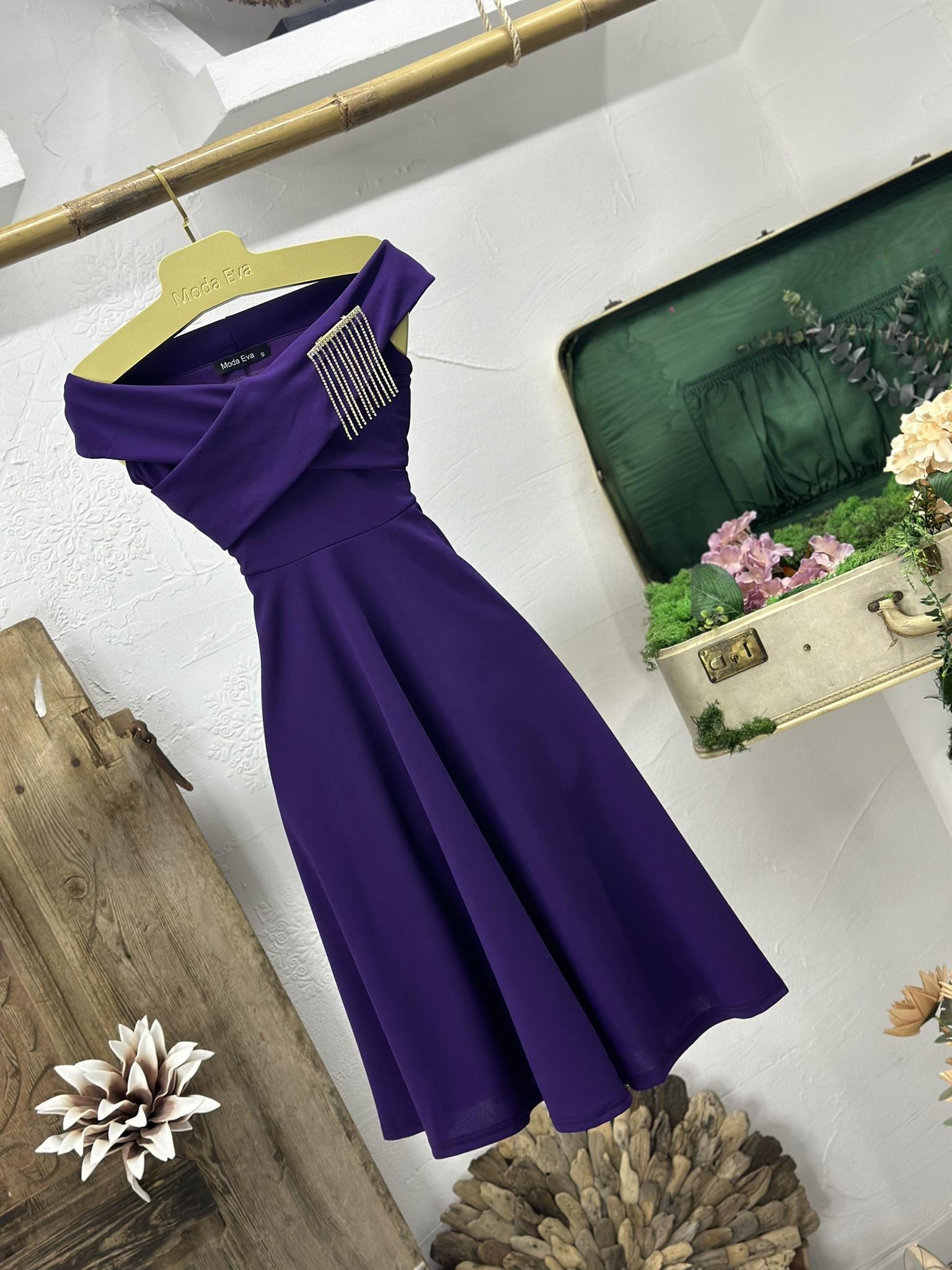 Crep Dokuma Kumaş Çapraz Yaka Midi Boy Elbise