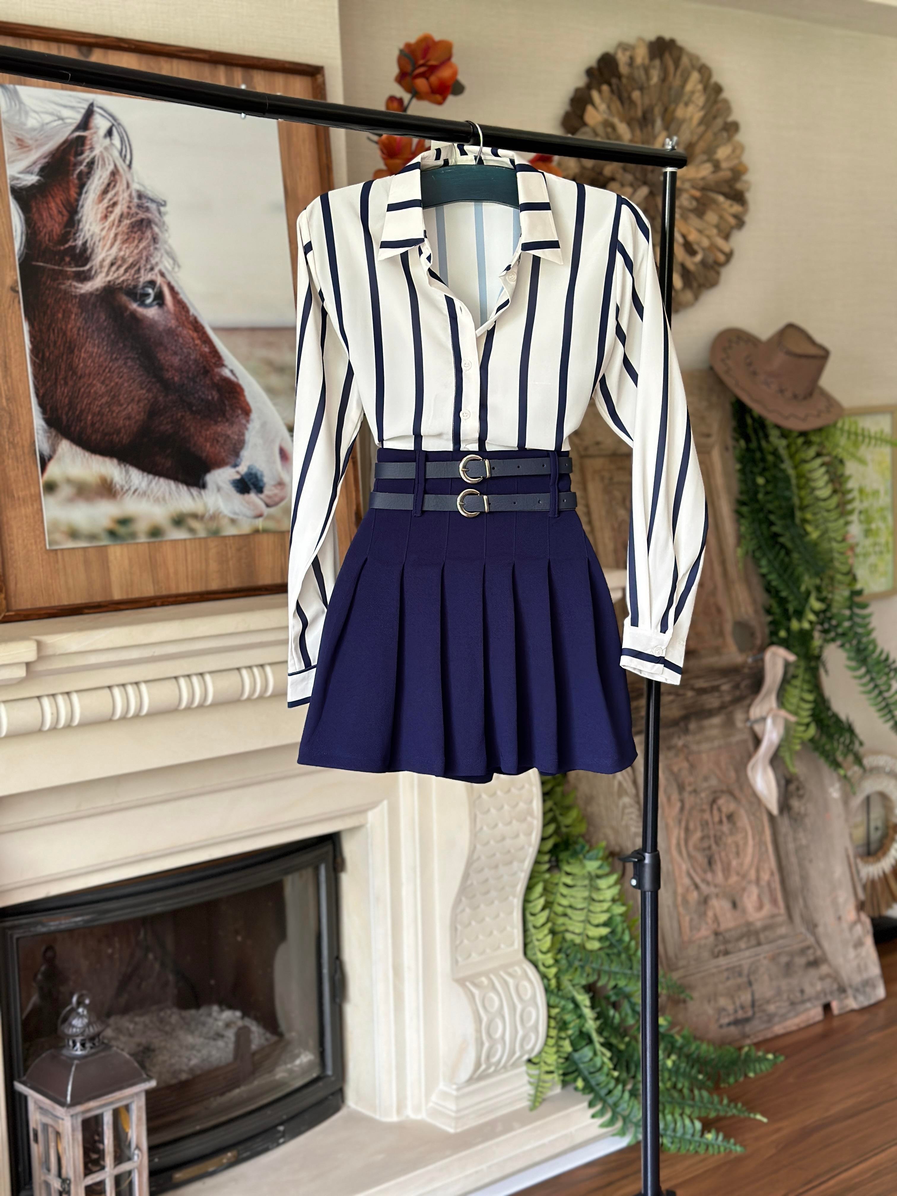 Crep Dokuma Kumaş Çift Kemerli Pileli Mini Etek