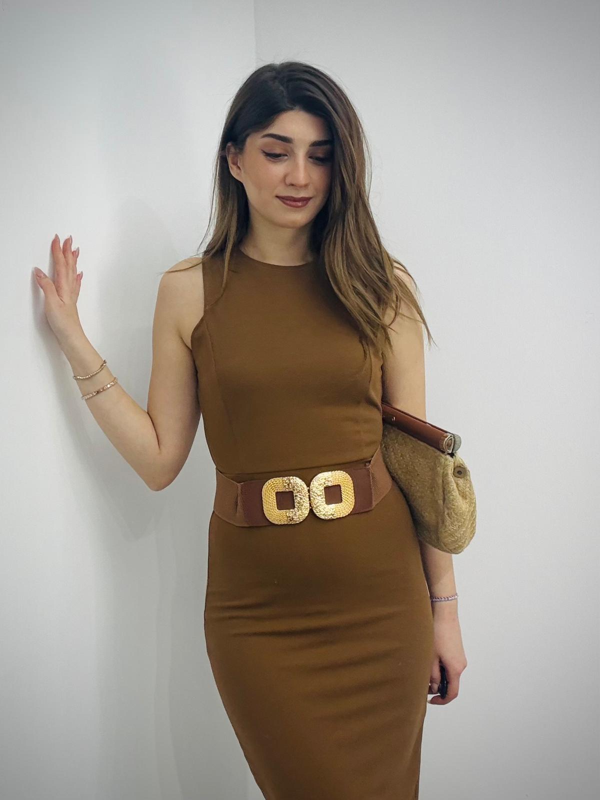 Crep Dokuma Kumaş Halter Yaka Özel Üretim Elbise Kahverengi