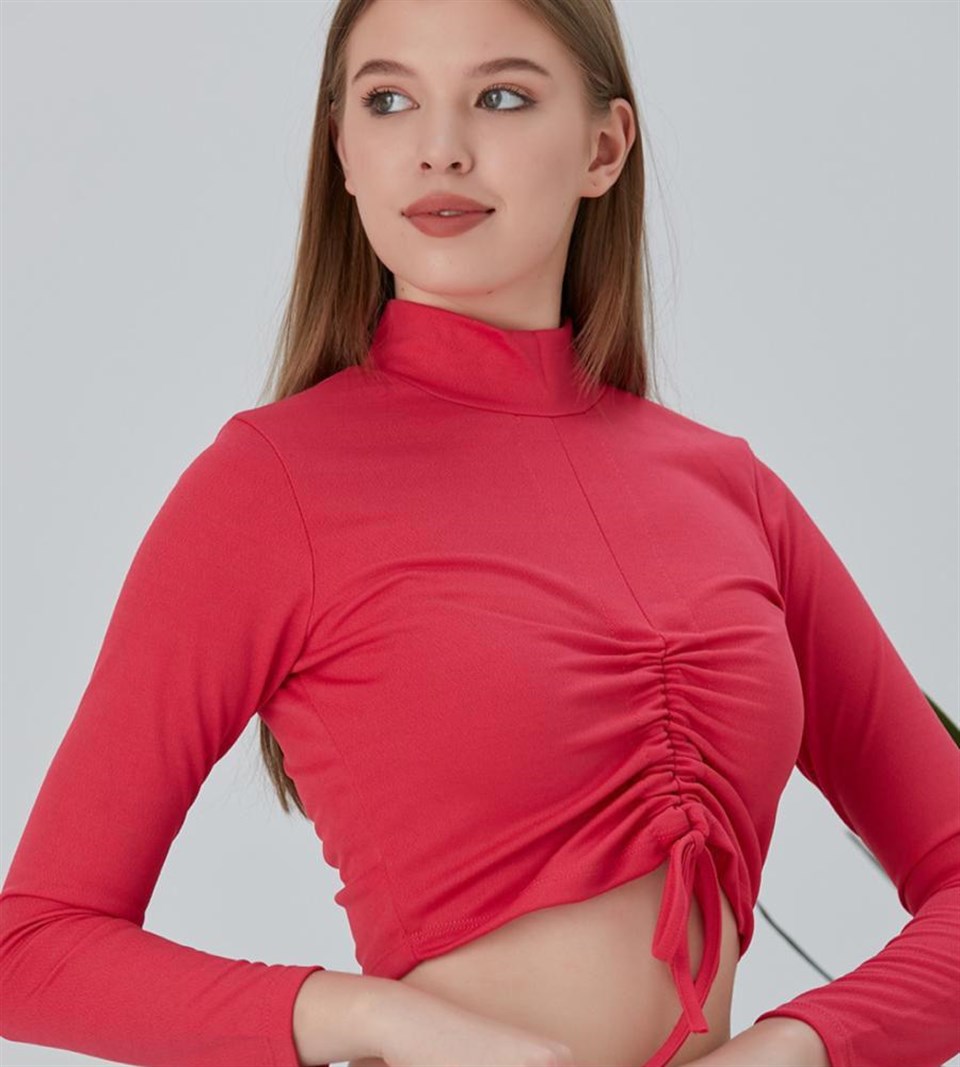 Crep Dokuma Kumaş Önü Kanallı Büzgü Detay Bluz 