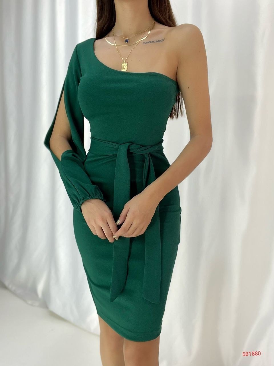 Crep Dokuma Kumaş Tek Kol Pencereli Kalem Elbise