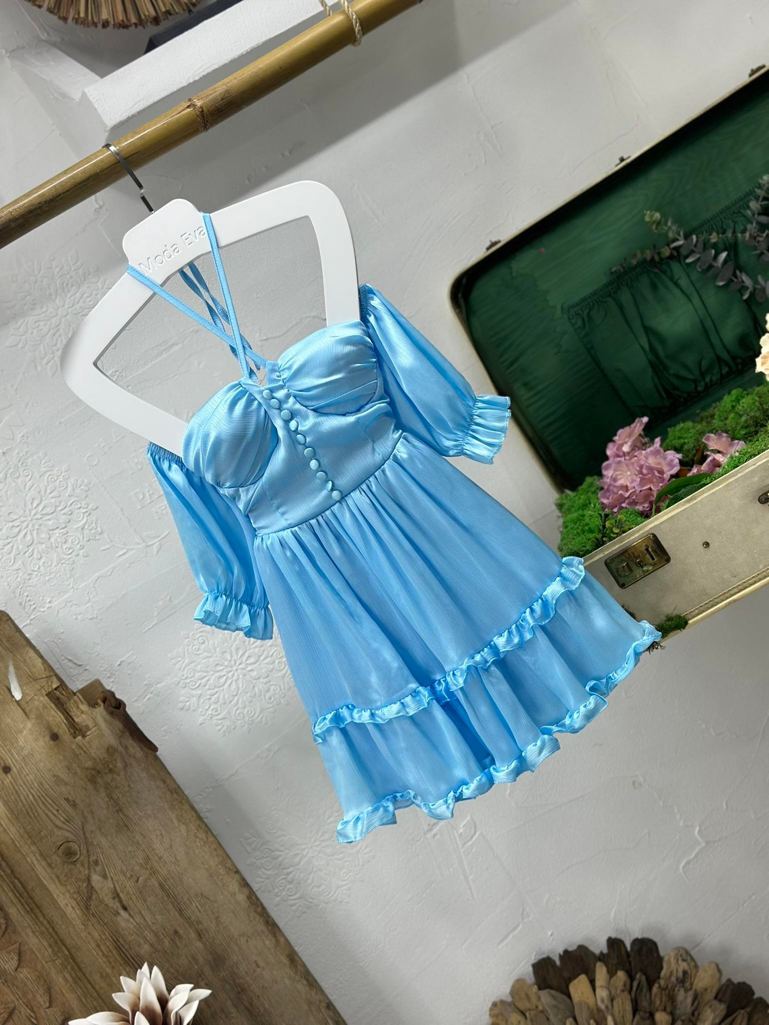 Dokulu Şifon Kumaş Düşük Kol Tasarım Kloş Elbise