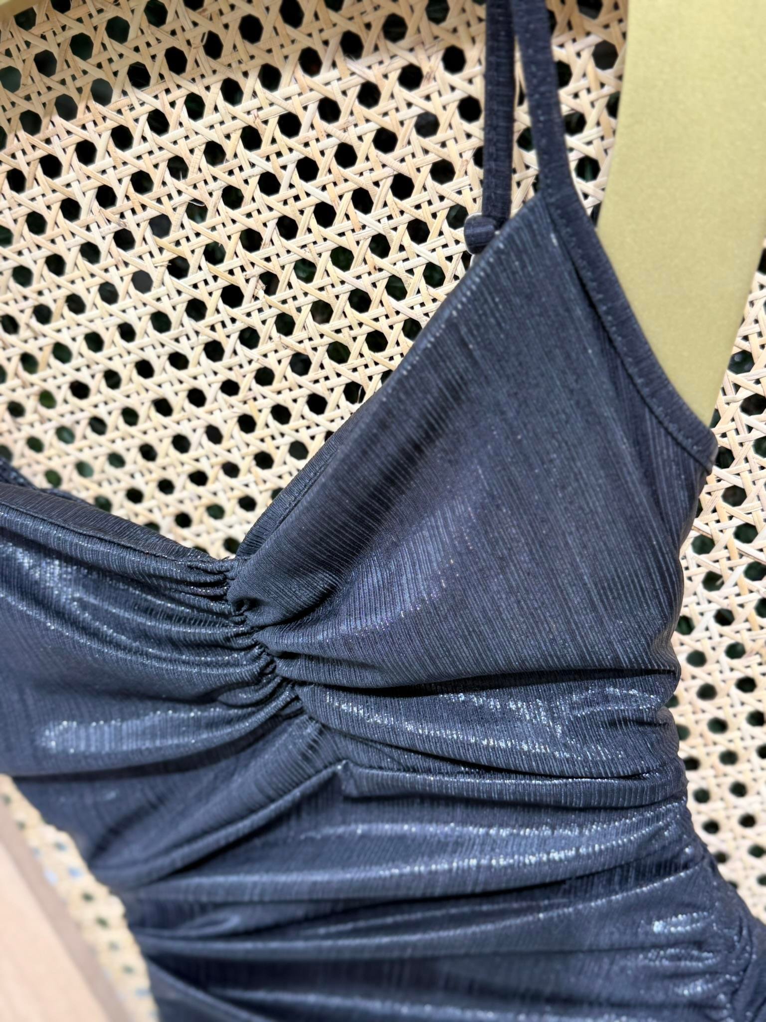 Drape Detaylı Askılı Tasarım Parlak Mini Elbise Siyah