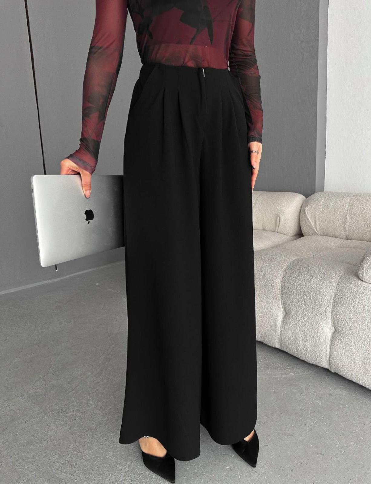 Dubble Kumaş Pile Detay Bel Arkası Lastikli Palazzo Pantolon 