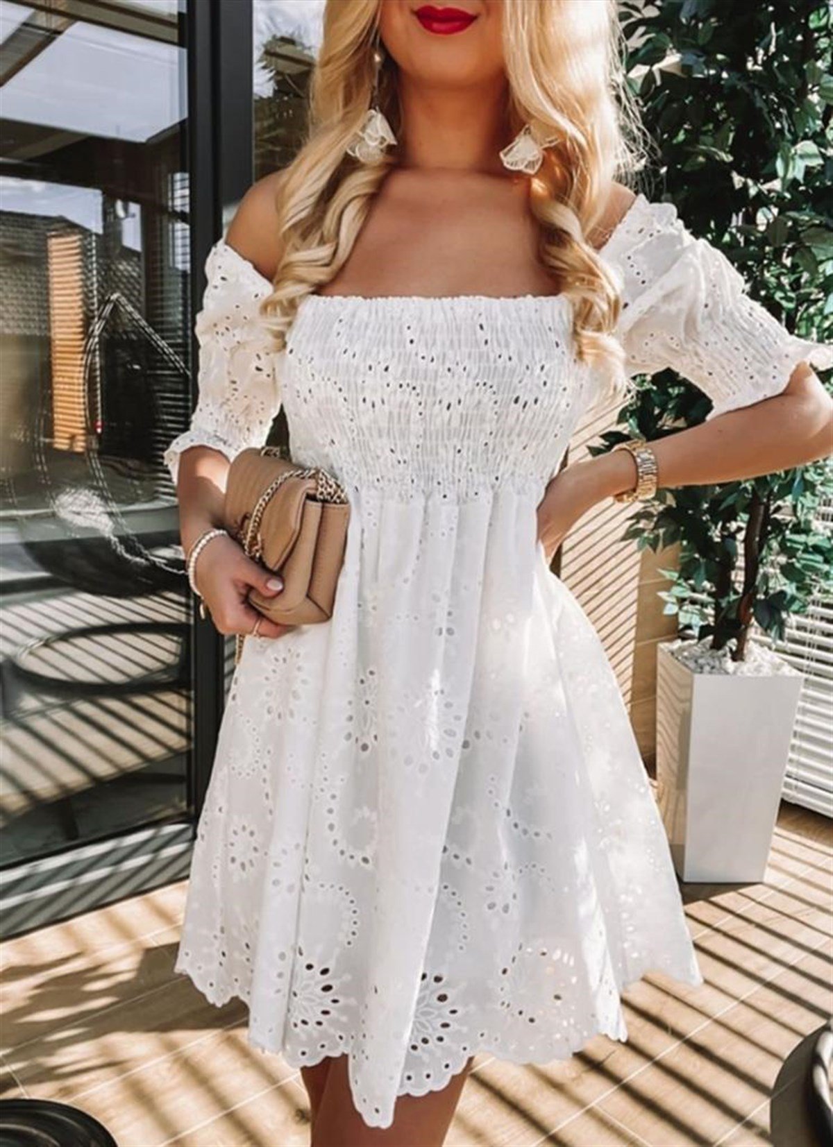 FİSTO KUMAŞ ÜSTÜ GİPELİ MADONNA YAKA ELBİSE