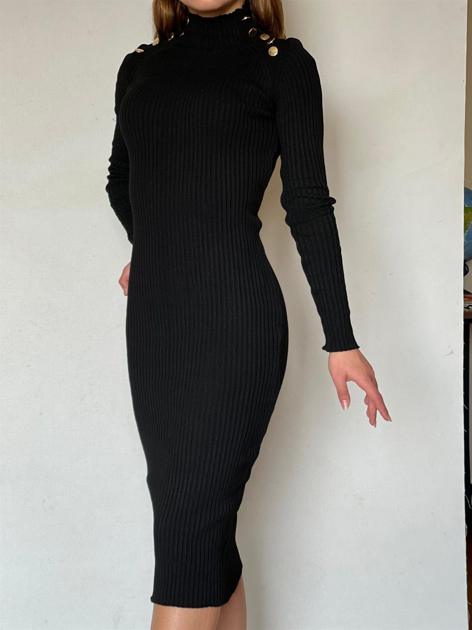 Fitilli Triko Kumaş Omuzlar Düğme Detay Kalem Elbise 