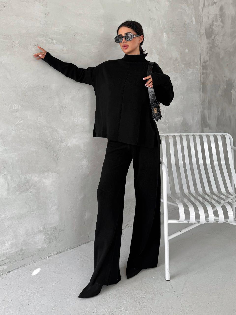Fitilli Triko Yarım Balıkçı Pantolonlu İkili Siyah Takım