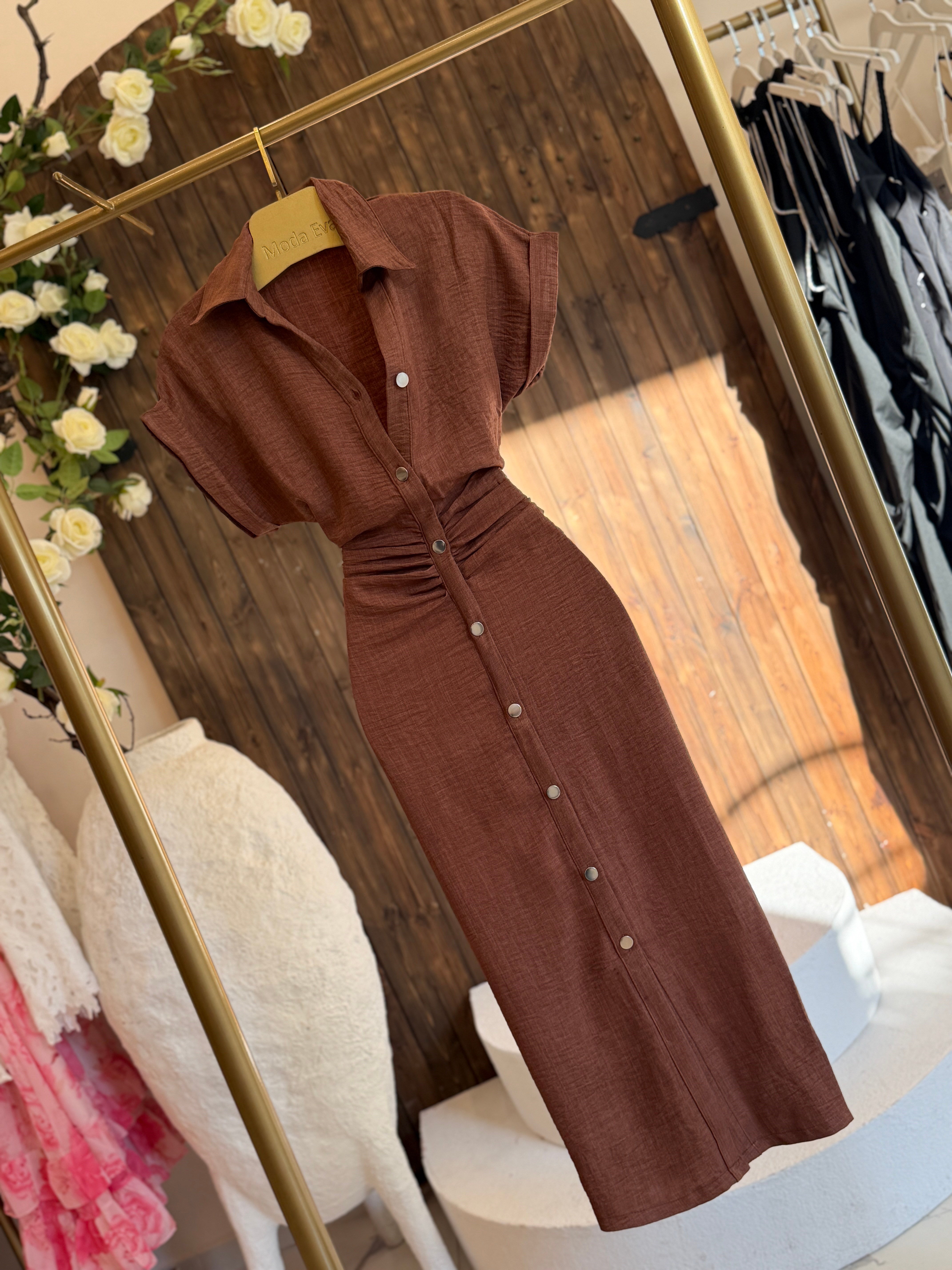 Flam Kumaş Drape Detaylı Uzun Gömlek Yaka Elbise Kahverengi