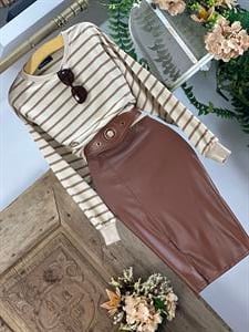 Full Likralı Fermuarsız Yırtmaçlı Pu Deri Kahverengi Kalem Etek