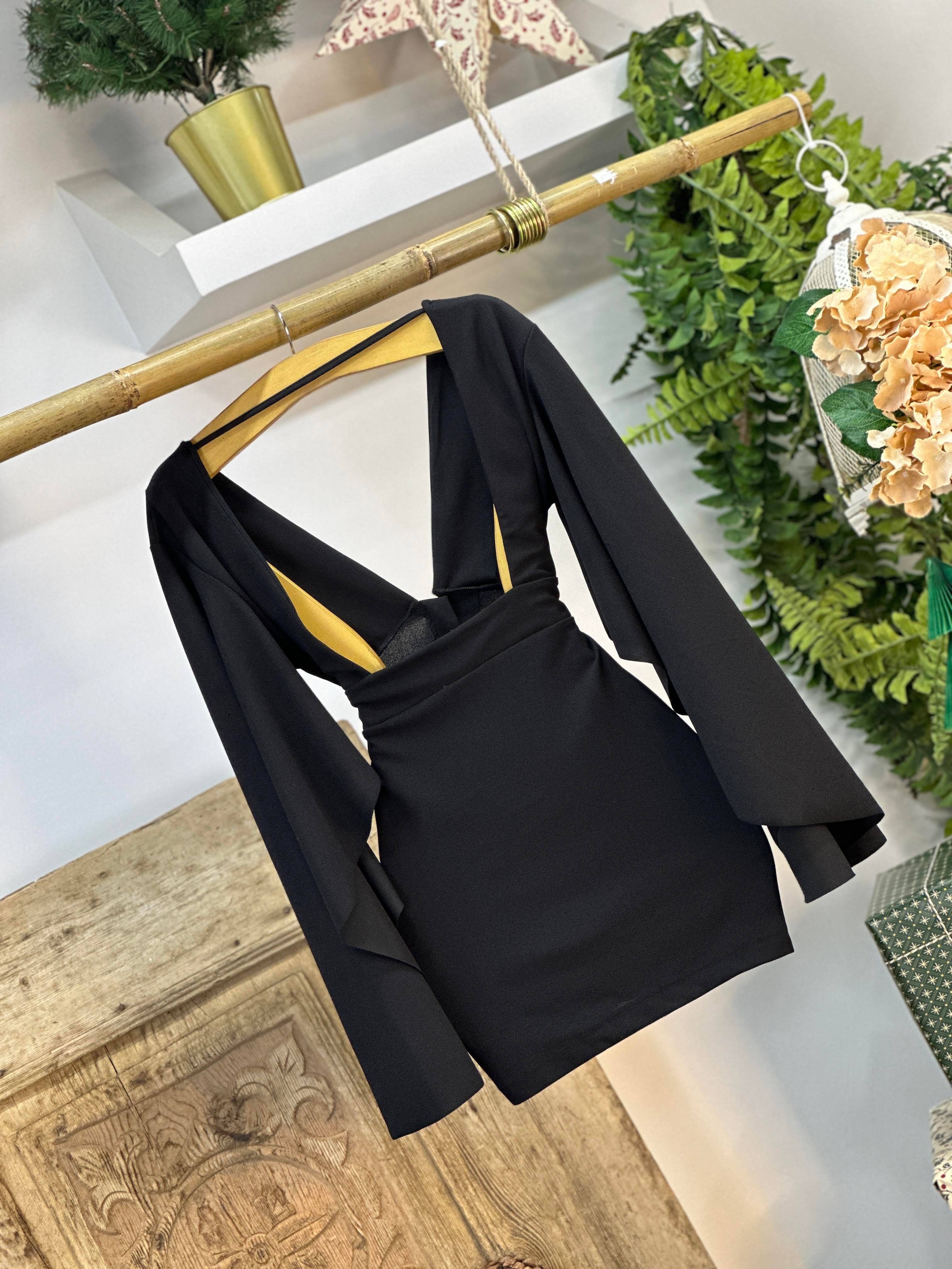 Full Likralı Micro Kumaş Pelerin Kol Sırt Detaylı Düğmeli Tasarım Kırmızı Elbise