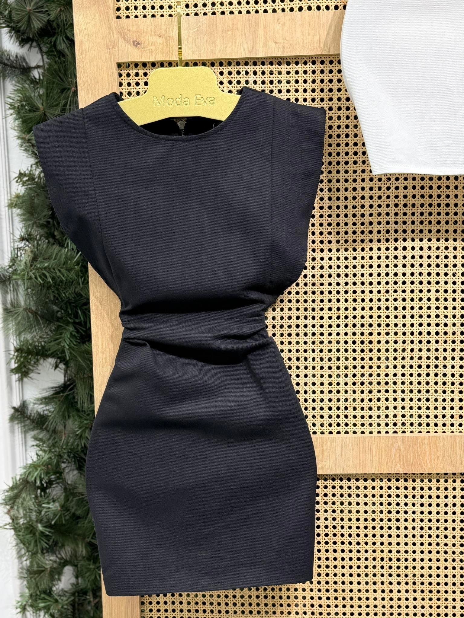 Gabardin Kumaş Sırt Fermuarlı Kol Detay Elbise Siyah