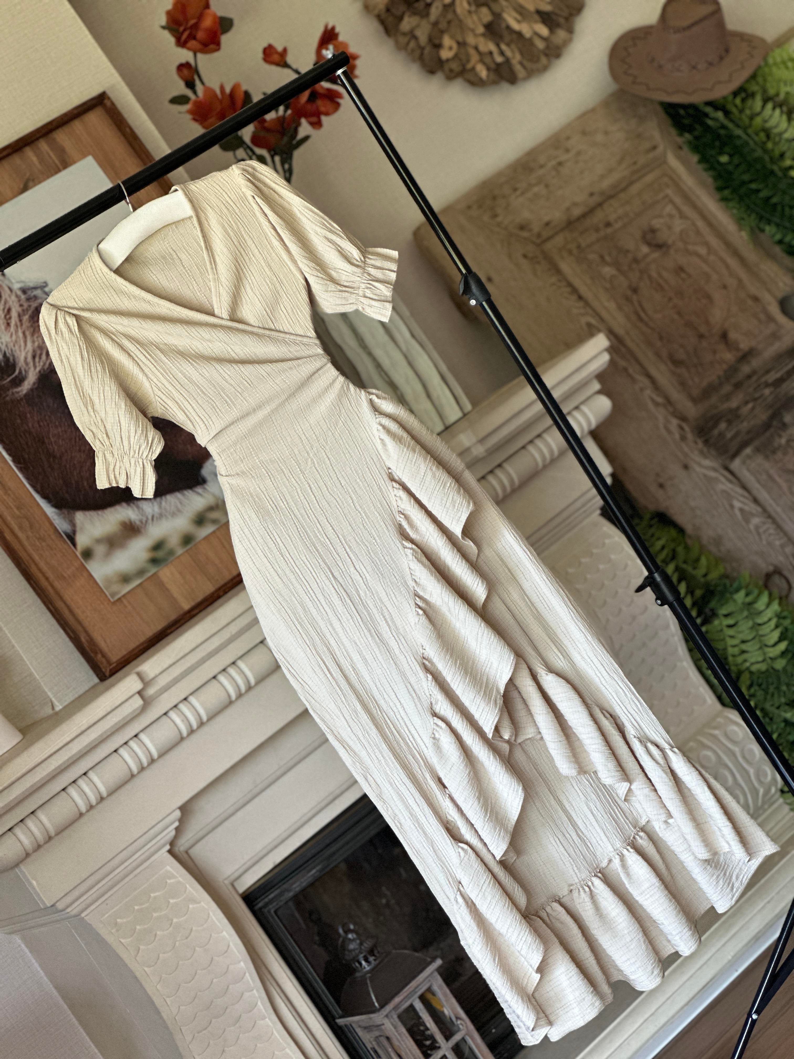 Gofre Kumaş Eteği Volanlı Anvalop Elbise