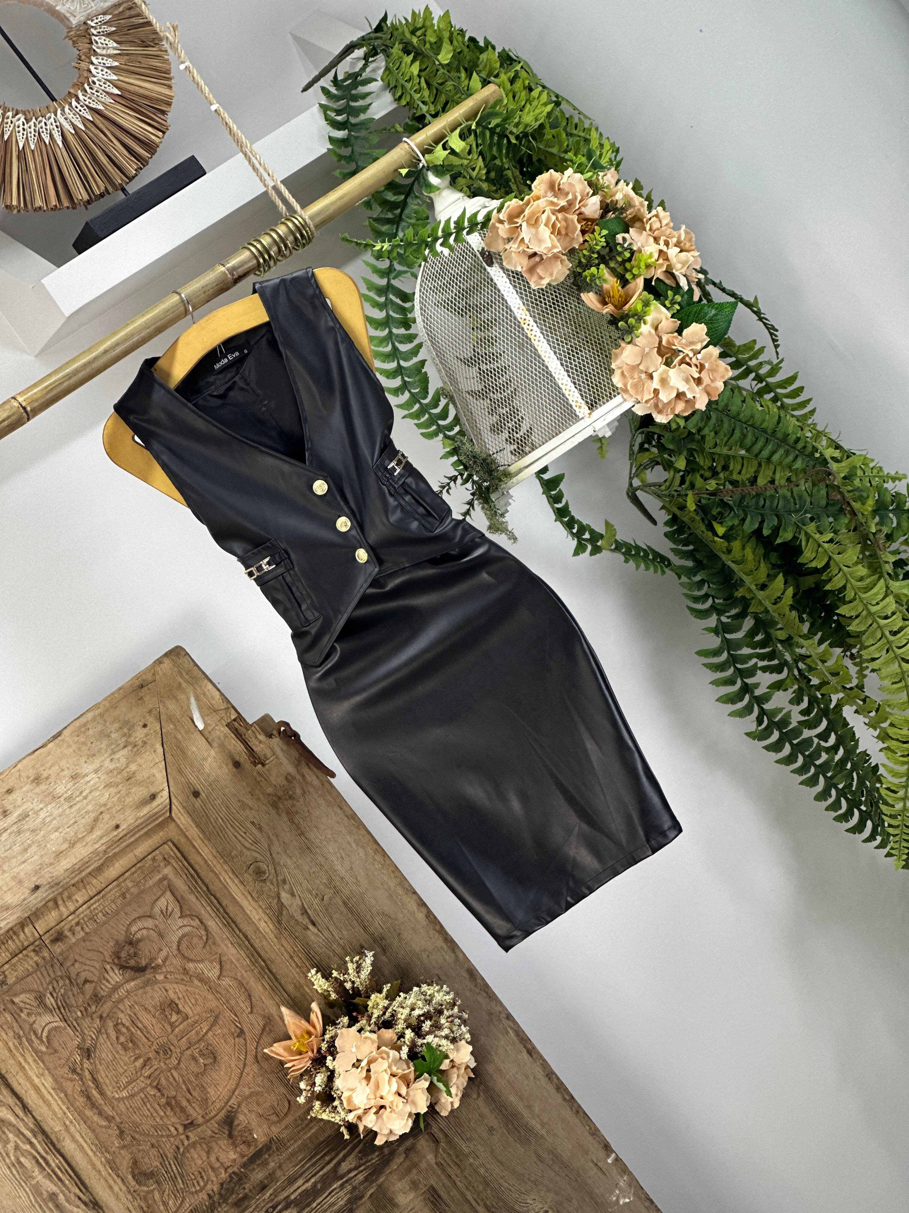 Gold Detaylı Tasarım Deri Yelek